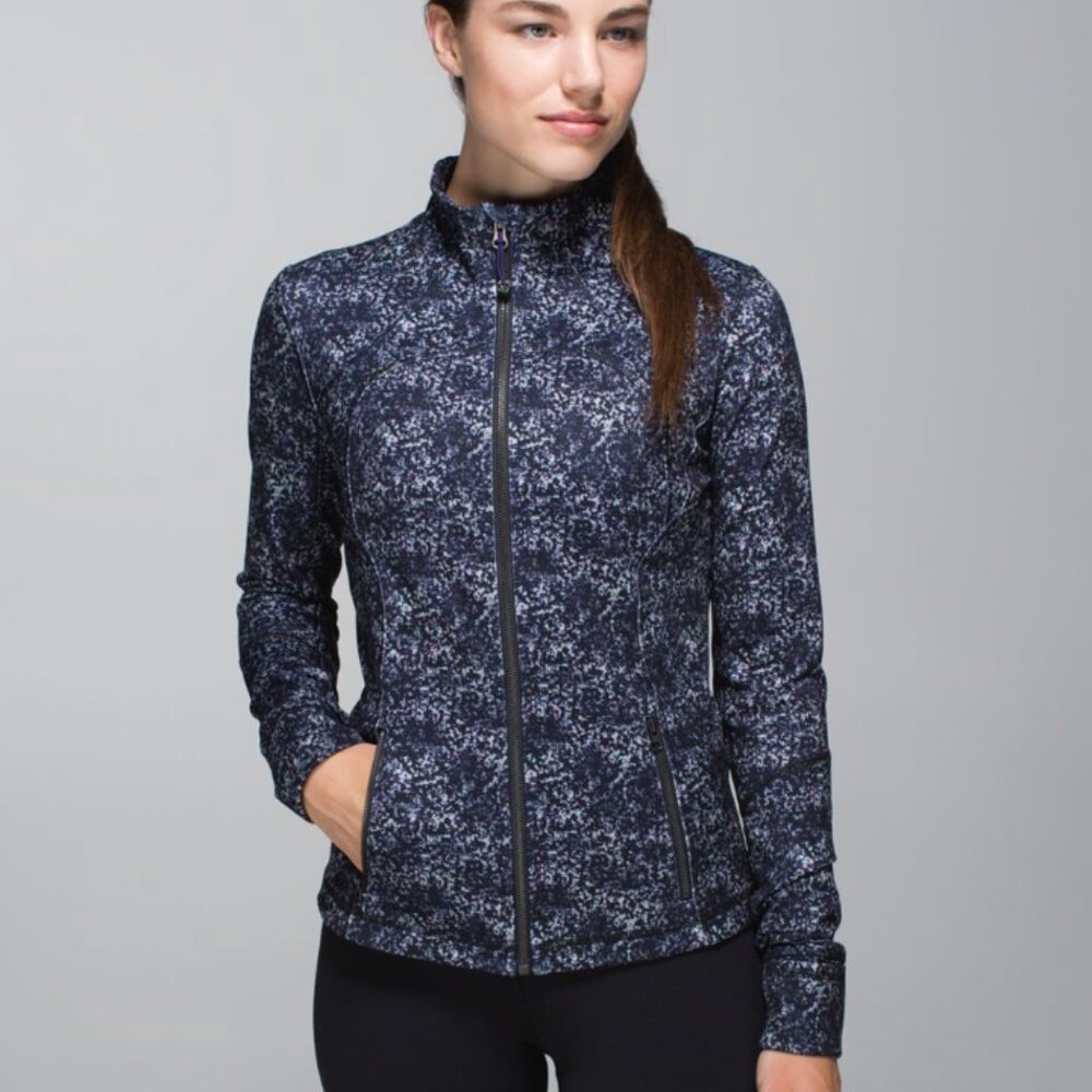 Lululemon Forme Jacket (Cuffins) Size ~8-10